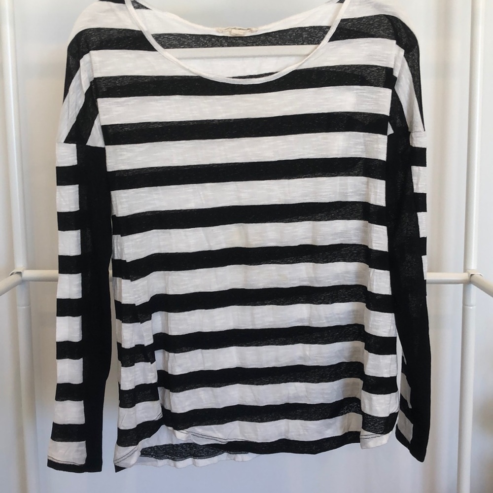 Super cute black and white striped long sleeve